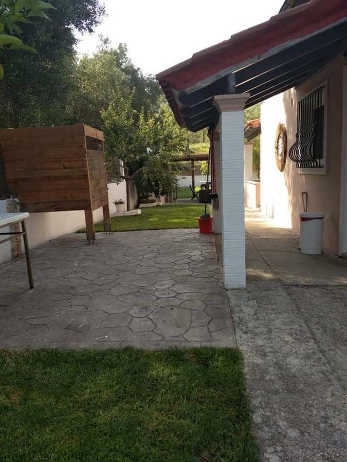 Villa Thanos Маратиас Екстериор снимка